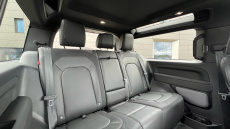 Land Rover Defender 2.0 P300 X-Dynamic SE 90 3dr Auto Petrol Estate